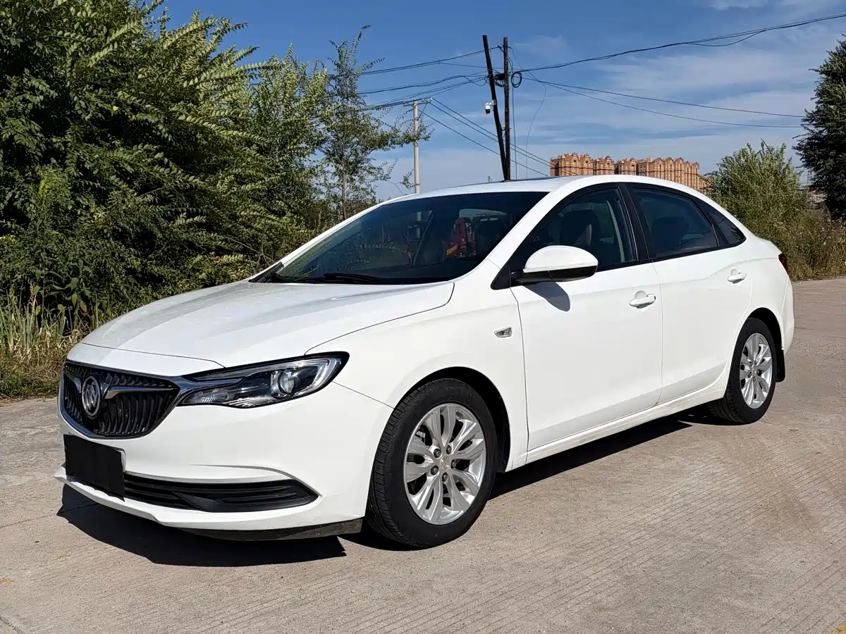 Фото 1 - Buick Excelle