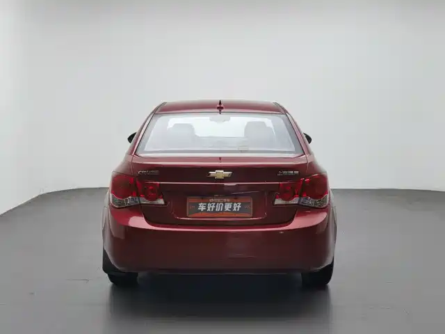 Chevrolet Cruze 2013 Model 1.8L SE AT — фото 4