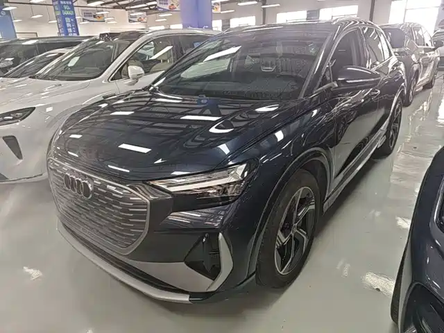 Audi Audi Q4 e-tron 2024 40 e-tron Creation Edition