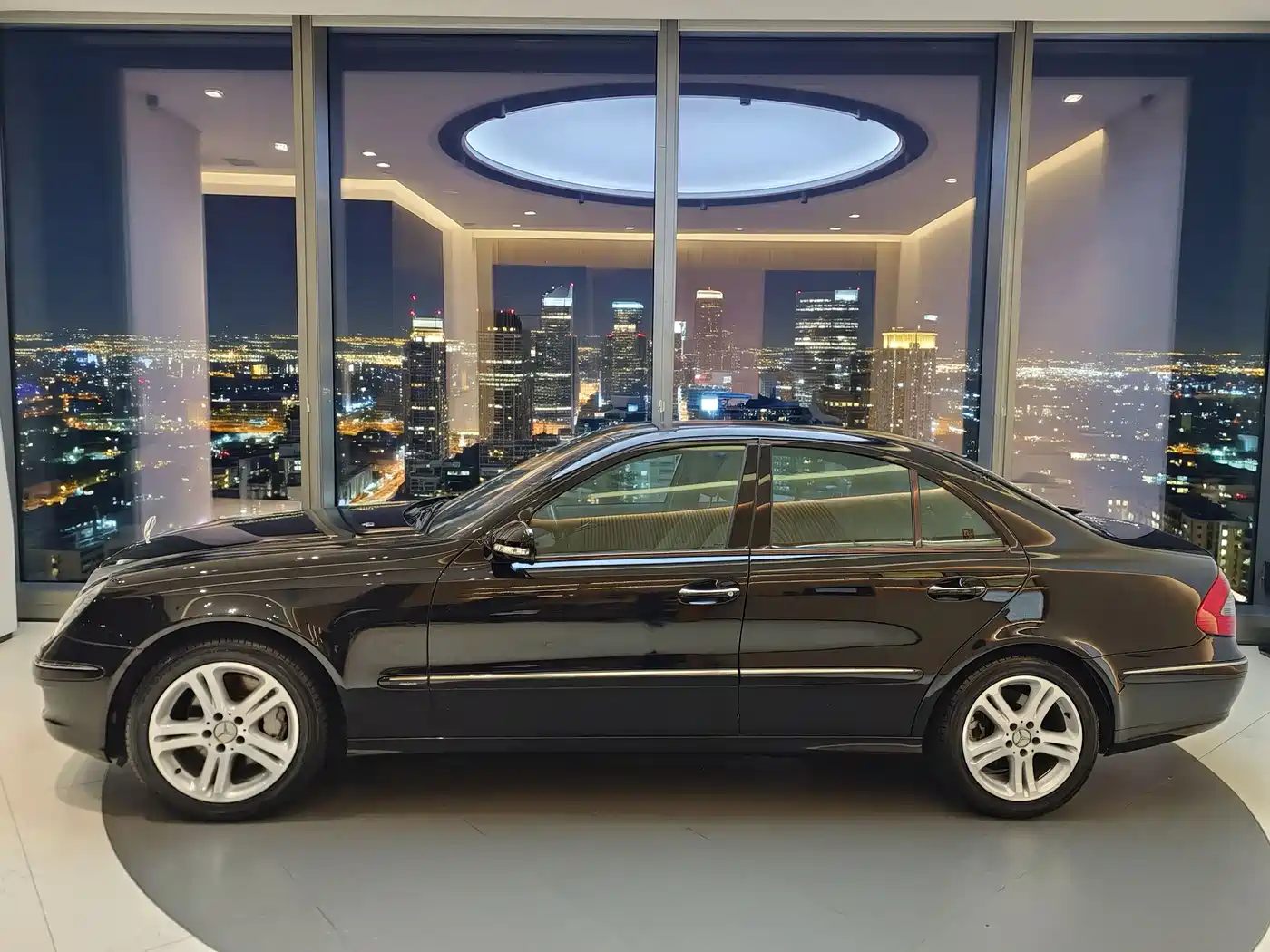 Mercedes-Benz E-Class 2007 E 350 Fashion фото 7