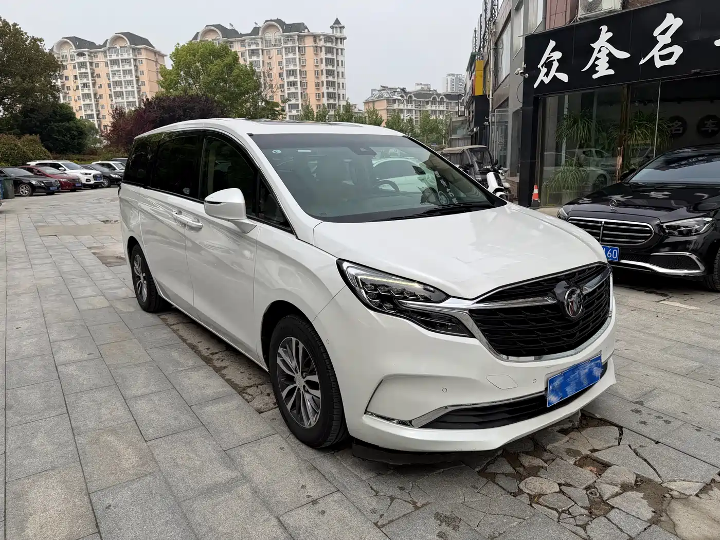Buick GL8 2020 Model ES Landglory 653T Premium фото 3
