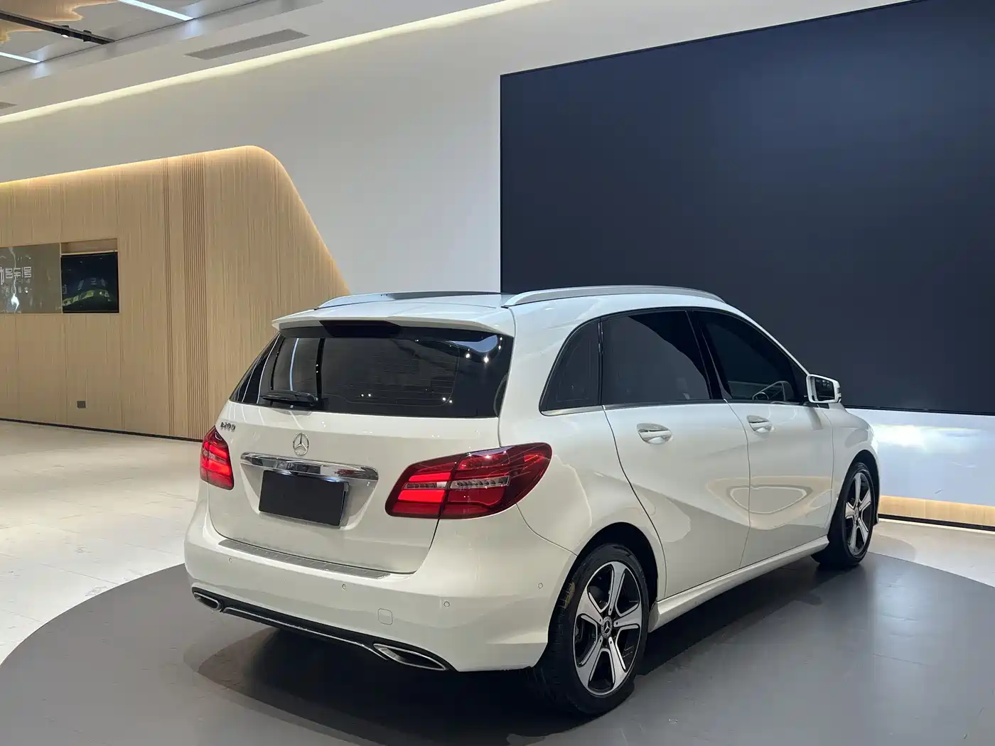 MERCEDES-BENZ B CLASS