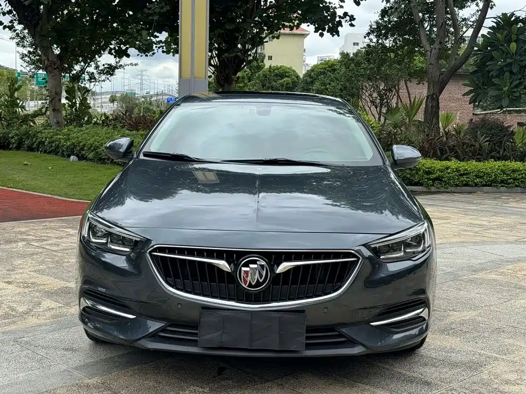 Фото 2 - Buick Regal