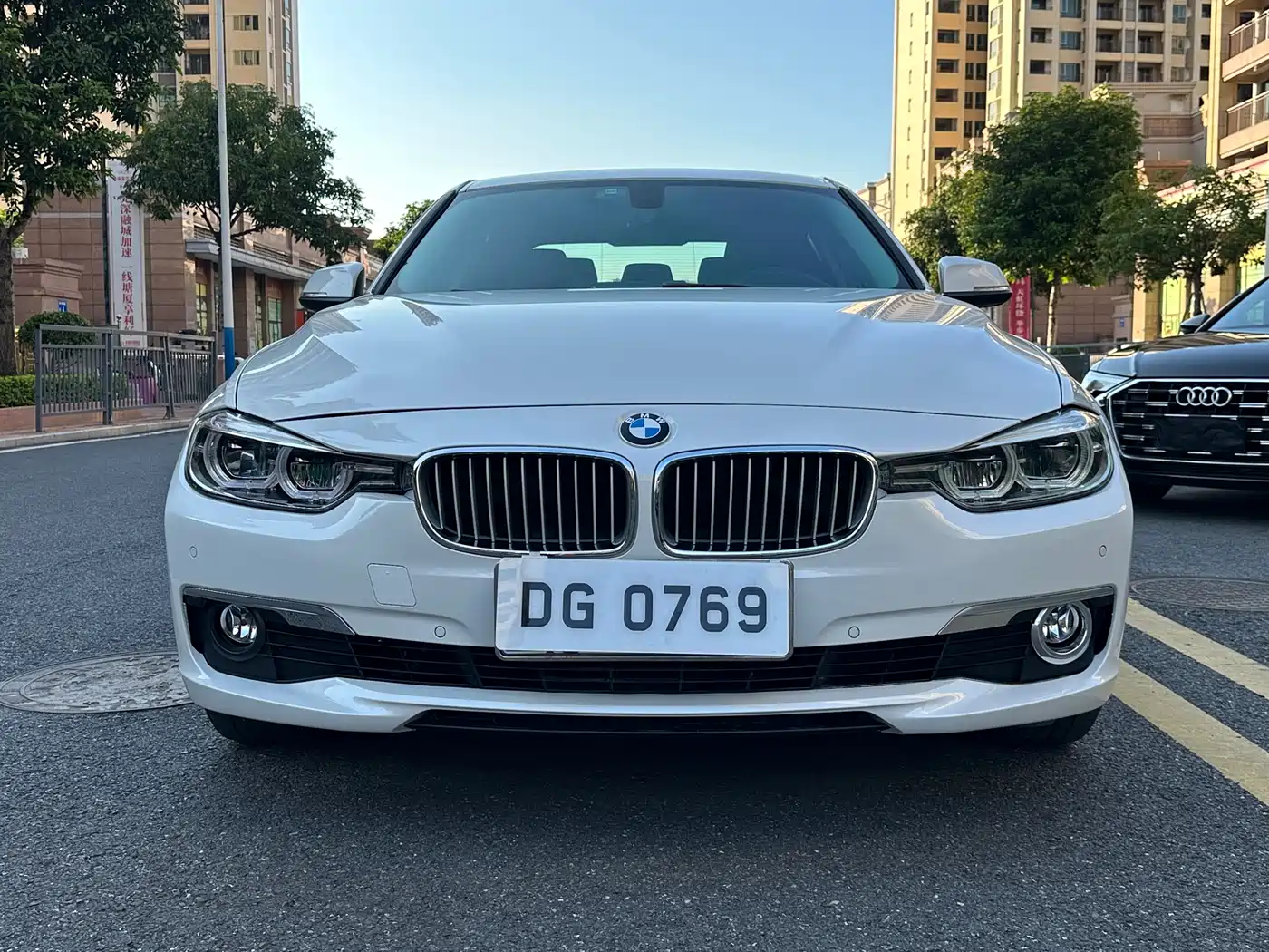 BMW 3 Series 2019 320Li Fashion Type фото 2