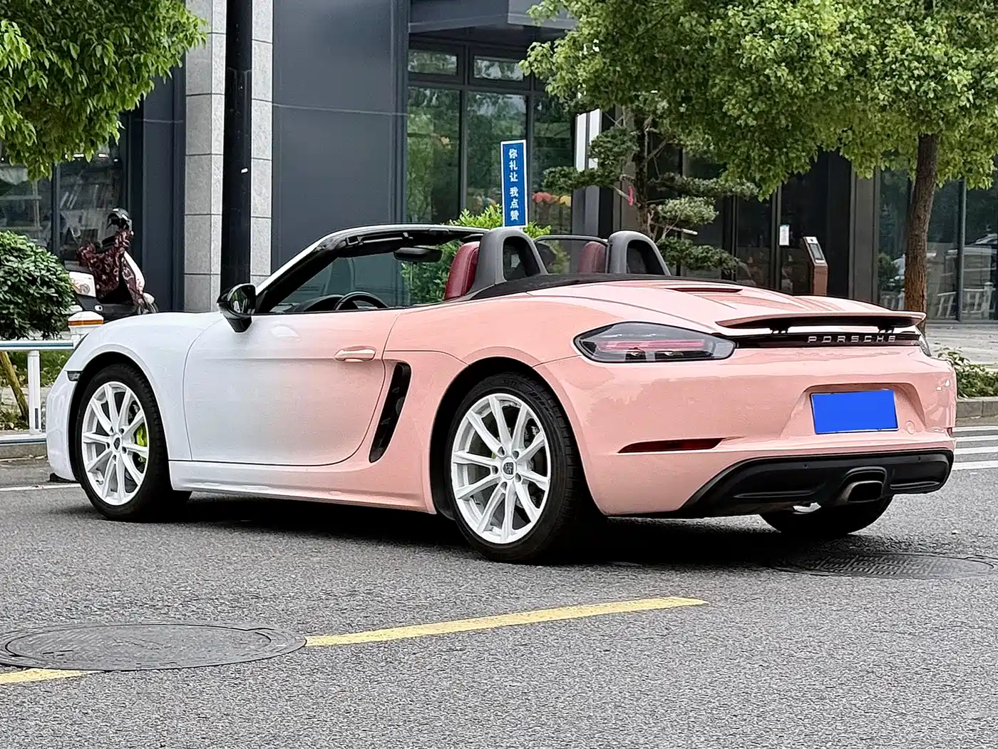 Porsche 718 2018 Boxster 2.0T фото 5