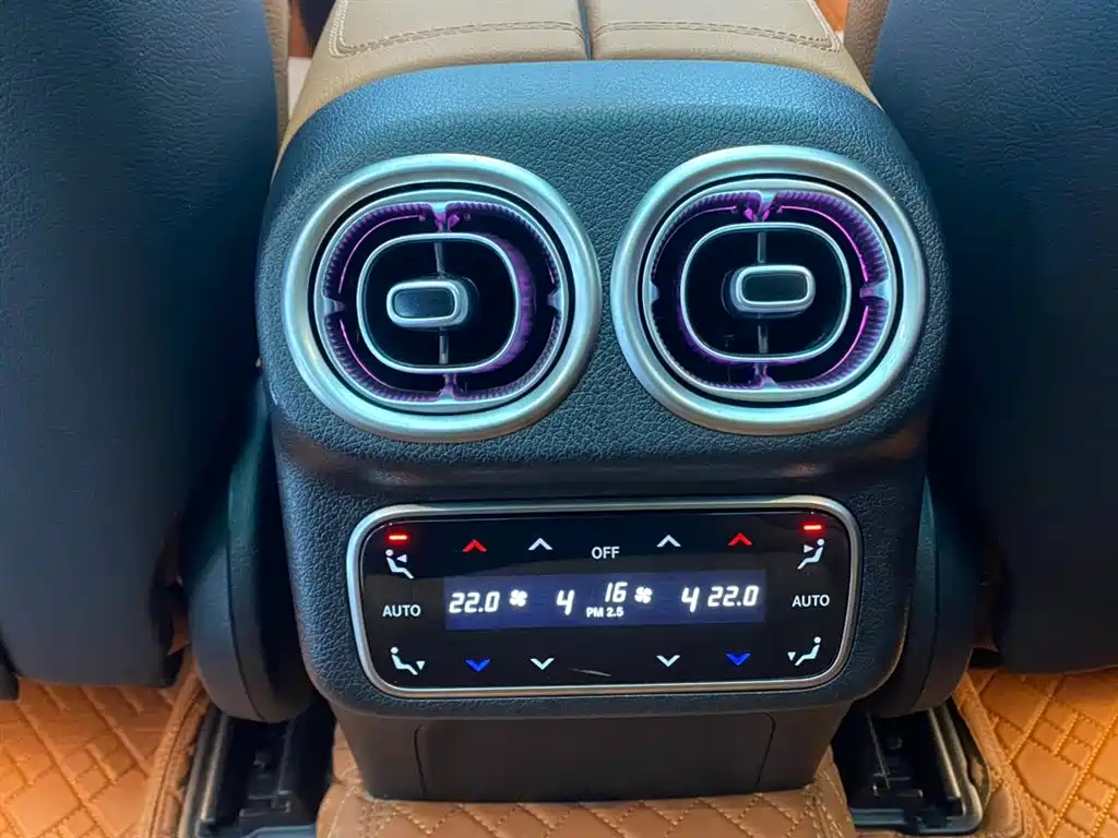 Mercedes-Benz GLC 2024 Facelift GLC 300 L 4MATIC Sport 5-seater фото 27