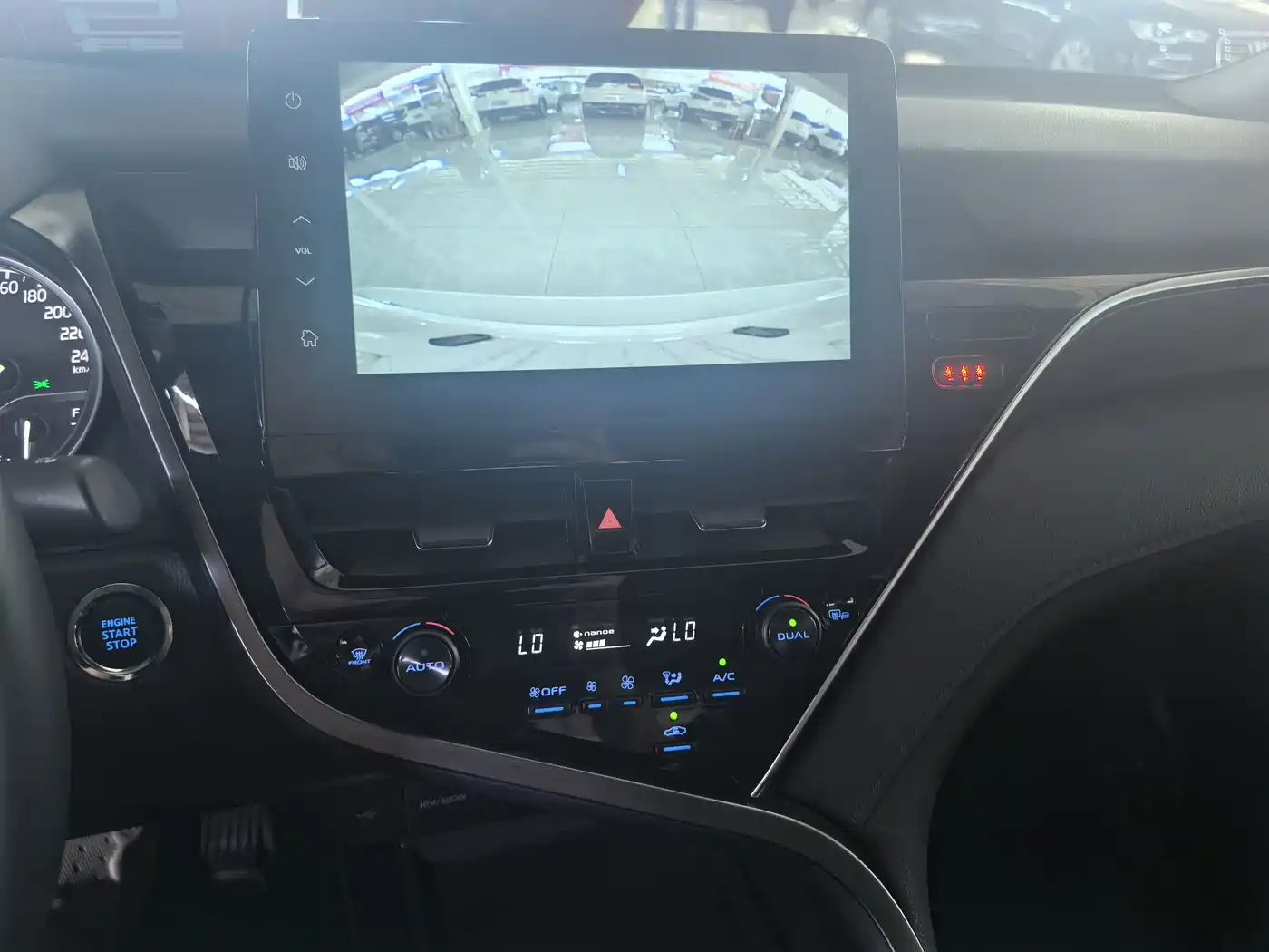 Toyota Camry 2026 2023 2.0G Luxury Edition