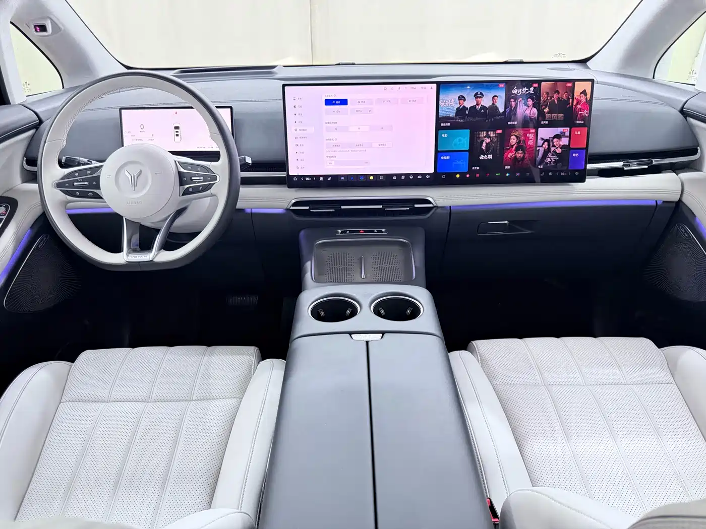 Voyah Auto Voyah Dreamer 2025 PHEV AWD Flagship Kunpeng Edition фото 10