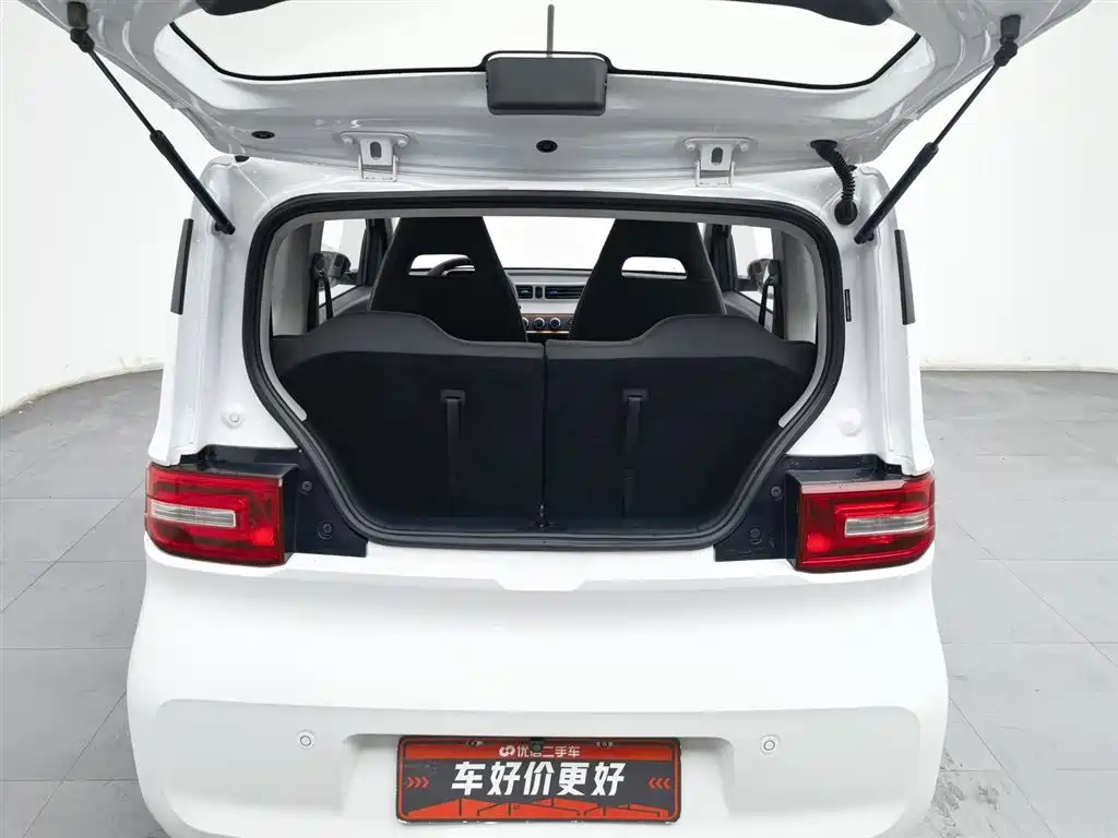 WULING AUTOMOBILE HONGGUANG MINIEV