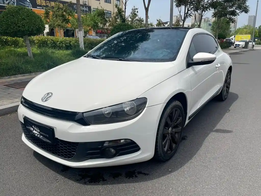 صورة 2 - Volkswagen Scirocco