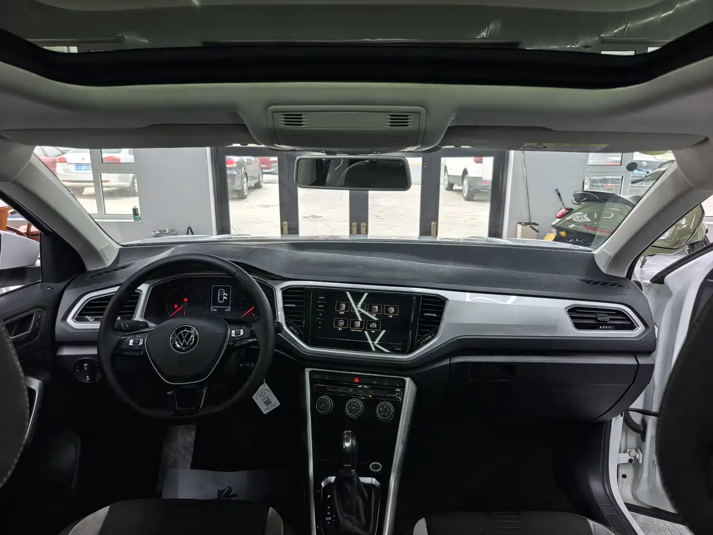 Volkswagen T-ROC 2022 2021 Facelift 280TSI DSG 2WD Elite Smart Connect Edition