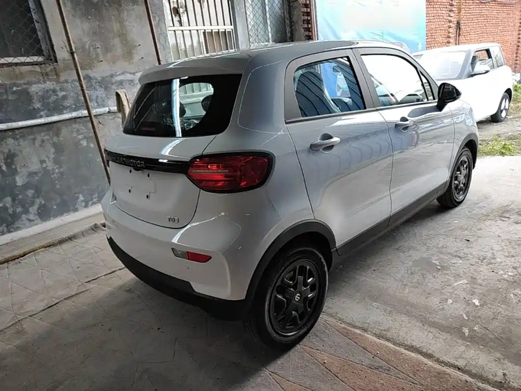 ZERO-RUNNING CAR ZERO RUN T03