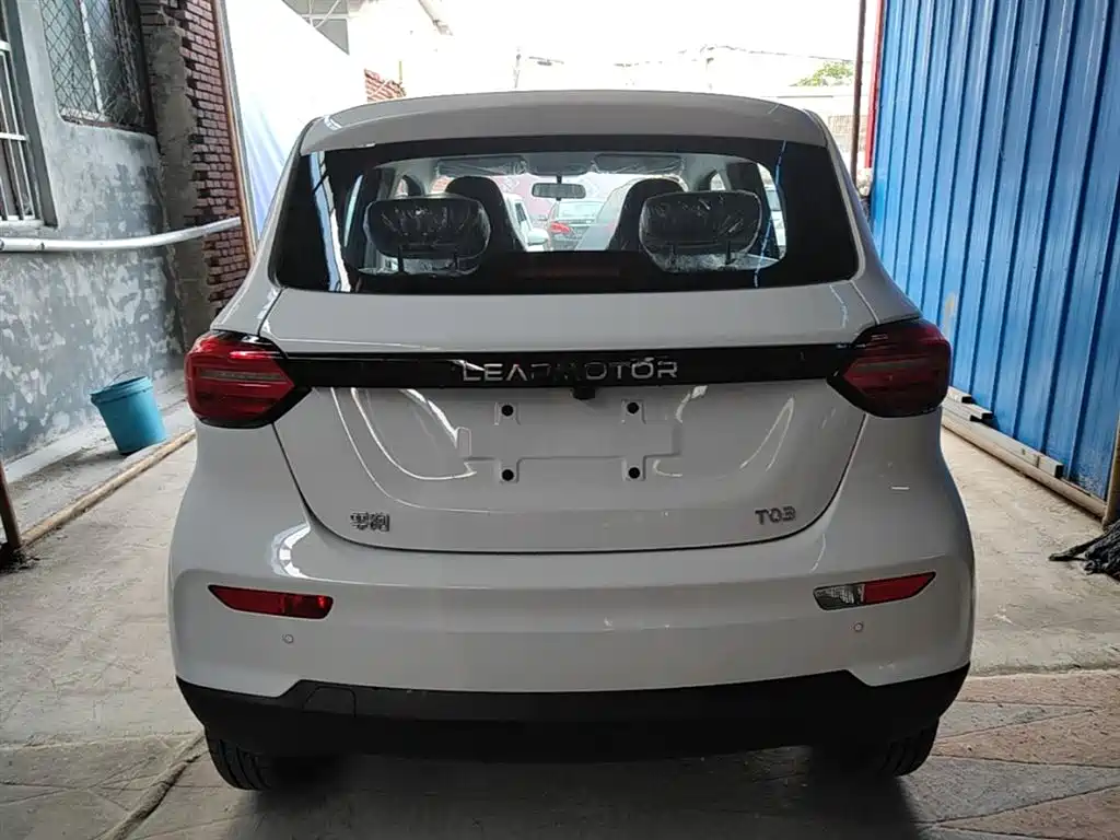 ZERO-RUNNING CAR ZERO RUN T03