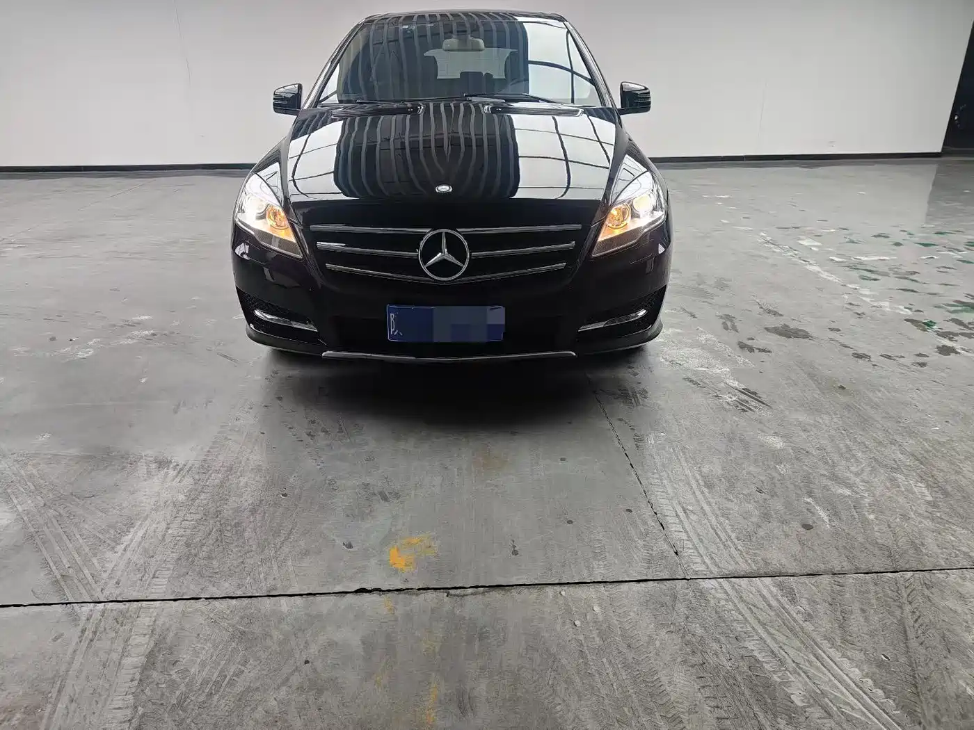 Mercedes-Benz R-Class 2017 R 320 4MATIC Business Collector's Edition фото 2