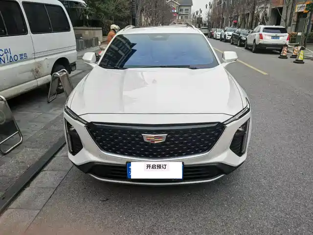 CADILLAC GT4