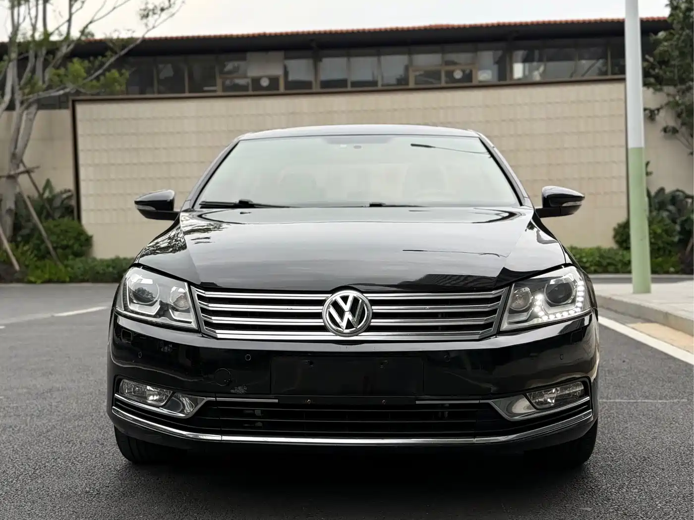 Volkswagen Magotan 2015 Facelift 1.8TSI Luxury фото 2