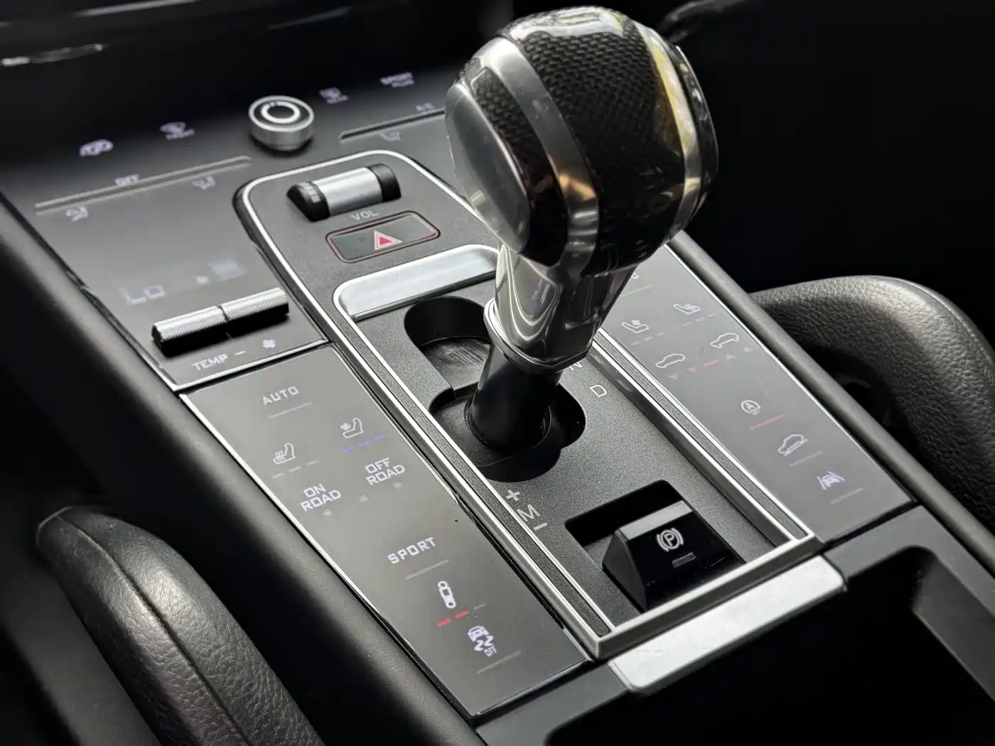 Porsche Cayenne 2011 Cayenne 3.0T фото 7