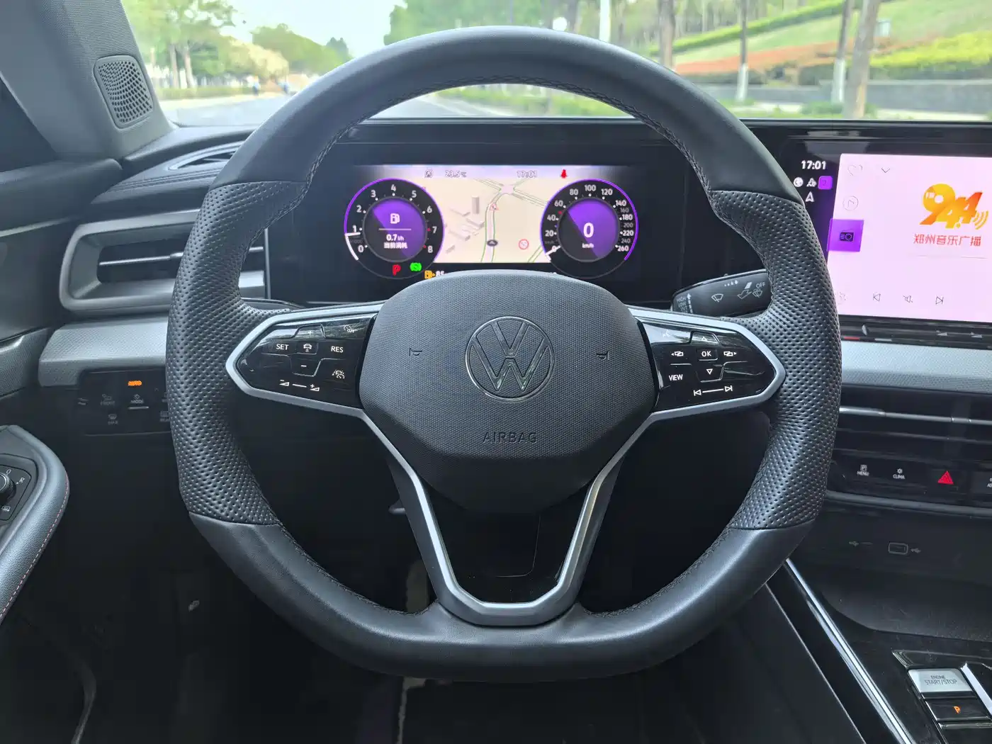 VOLKSWAGEN LINGDU