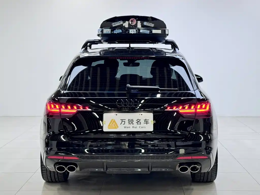 Фото 4 - Audi A4 (Import)