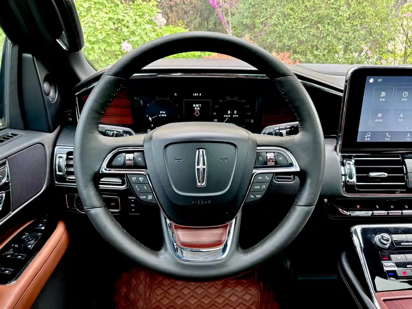 Lincoln Navigator 2020 3.5T Long Wheelbase Presidential Edition фото 9