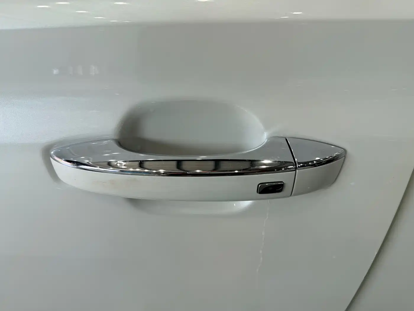 Roewe RX8 2023 2019 30T 2WD Flagship Edition