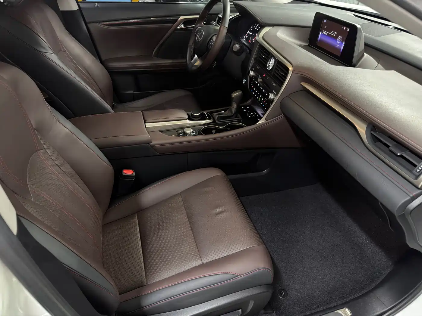 Lexus RX 2016 300 4WD Elegance Edition (China V) фото 14