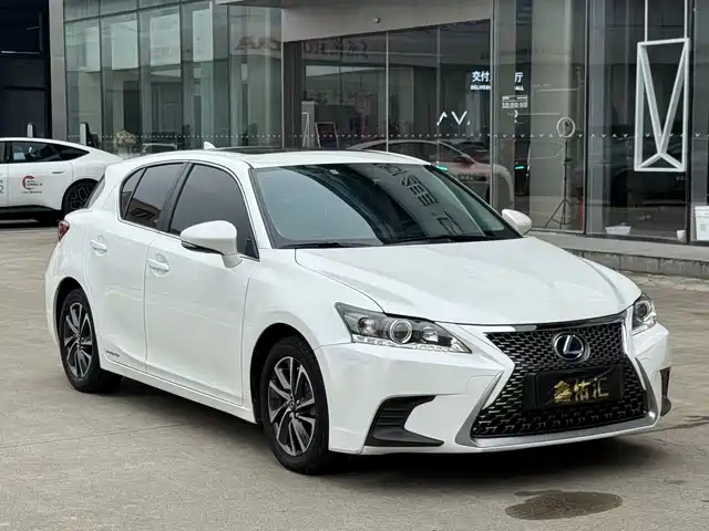  Lexus Lexus CT 2017 CT200h Comfort Two-Tone China V