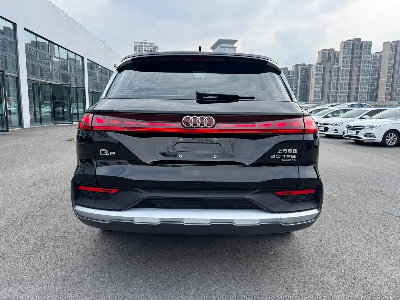 Audi Q6 2025 2025 40 TFSI quattro Commemorative Edition Yulin Package 7-Seater