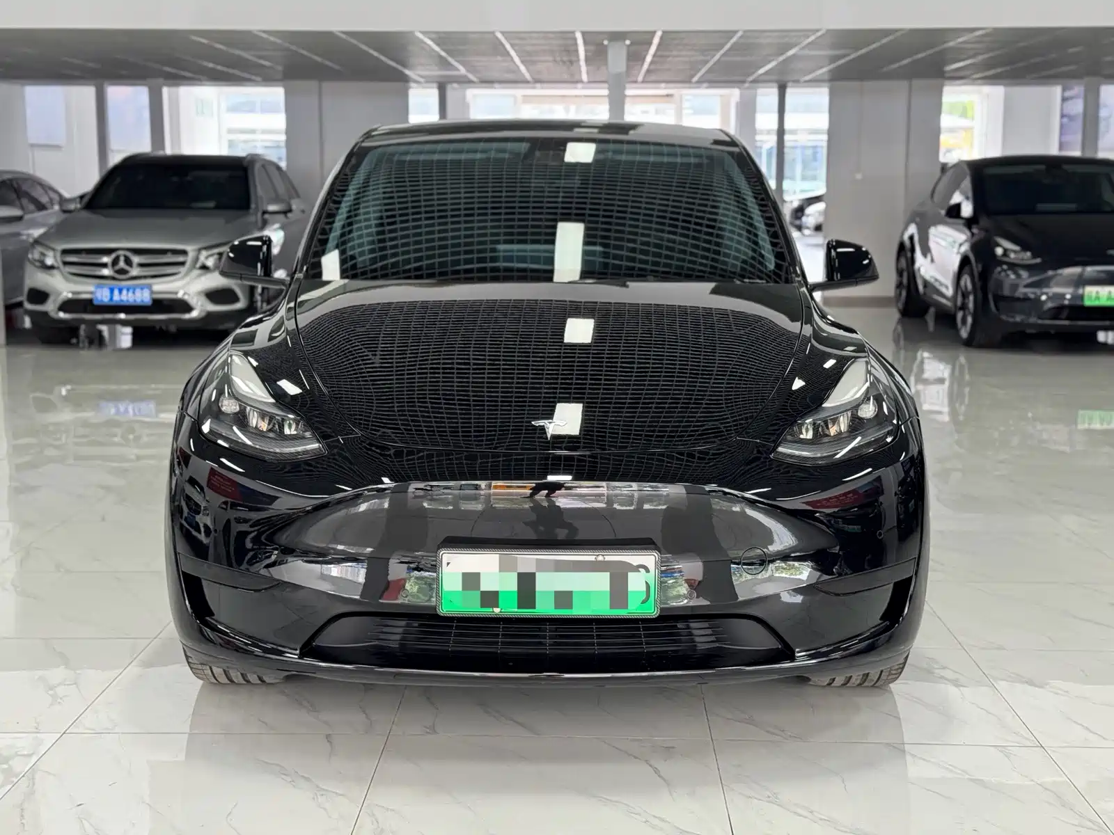 Фото 2 - Tesla Model Y