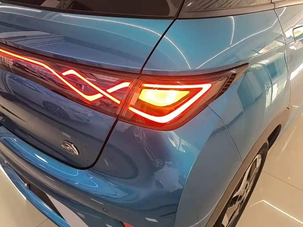 Фото 8 - BYD Dolphin
