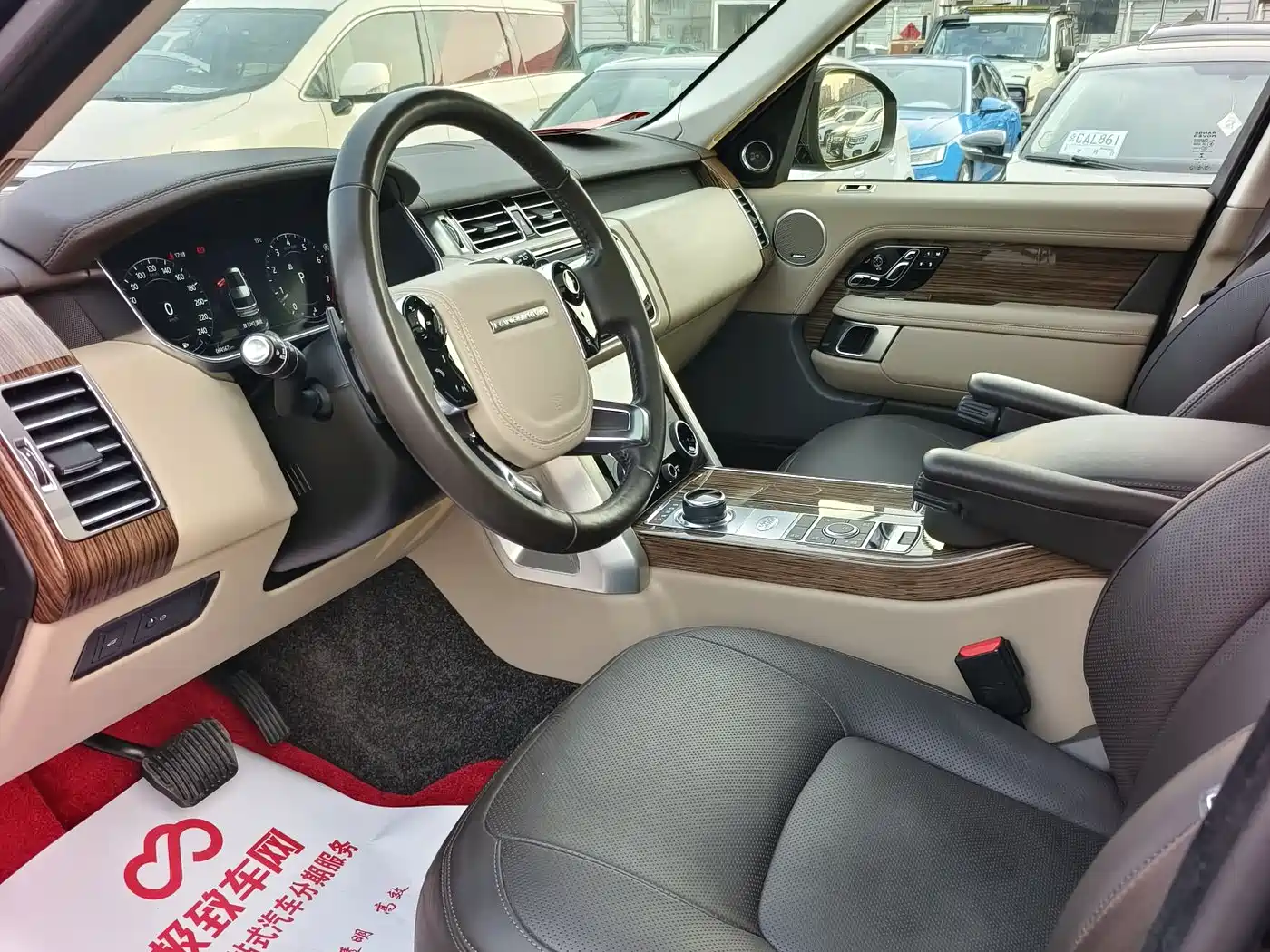 Land Rover Range Rover 2019 3.0 SCV6 Heritage Edition фото 7