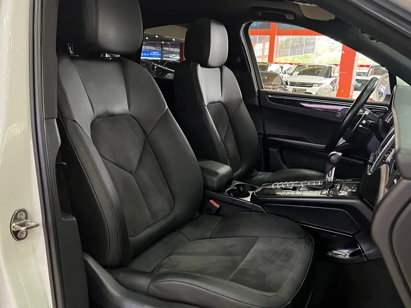Porsche Macan 2014 Macan S 3.0T фото 16