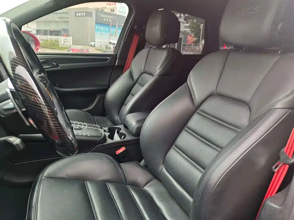 Porsche Macan 2020 Macan GTS 2.9T фото 13