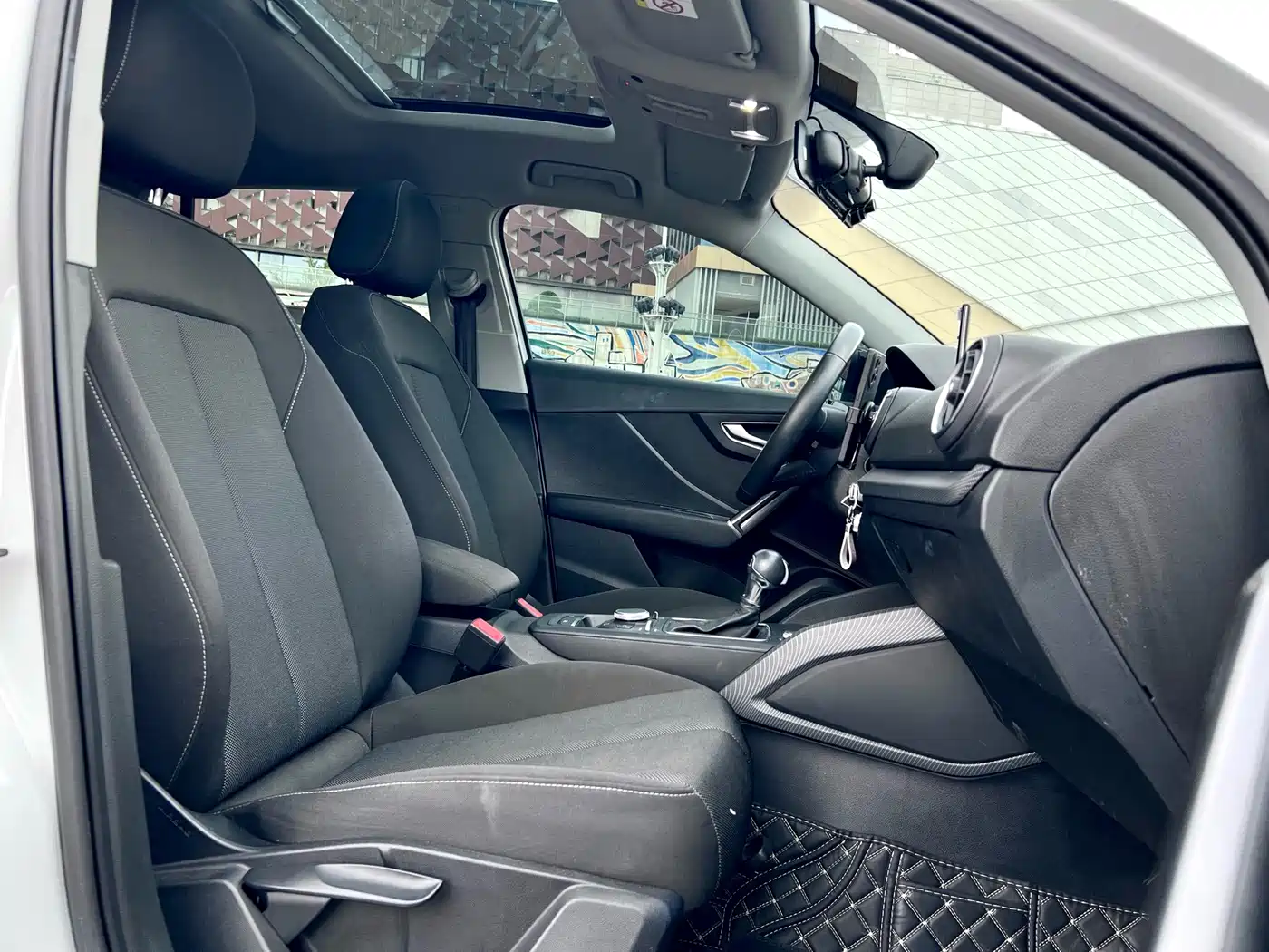 Audi Q2L 2019 2018 35 TFSI Launch Exclusive Edition China VI