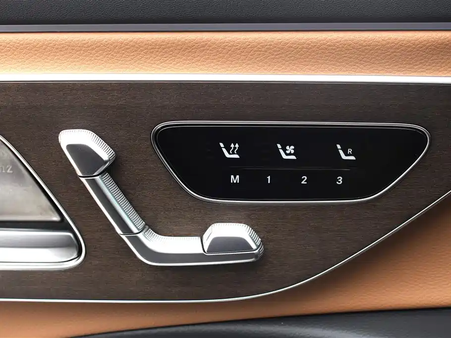 Mercedes-Benz E-Class 2025 Facelift E 300 L Luxury фото 15