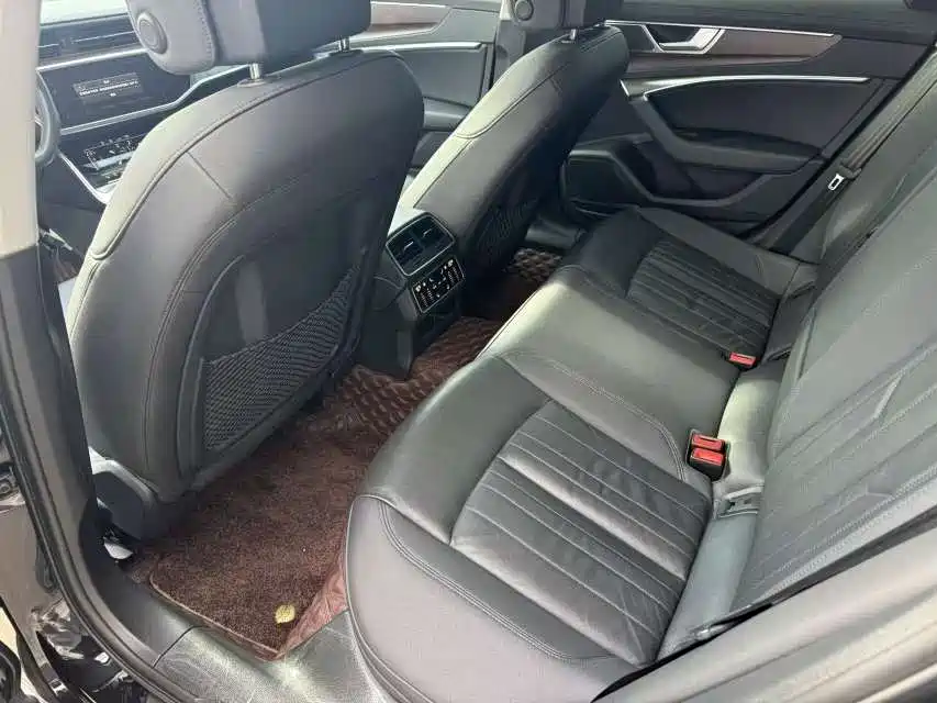 Audi A6 (Import) 2020 allroad quattro Explorer 55 TFSI Premium Off-Road фото 8