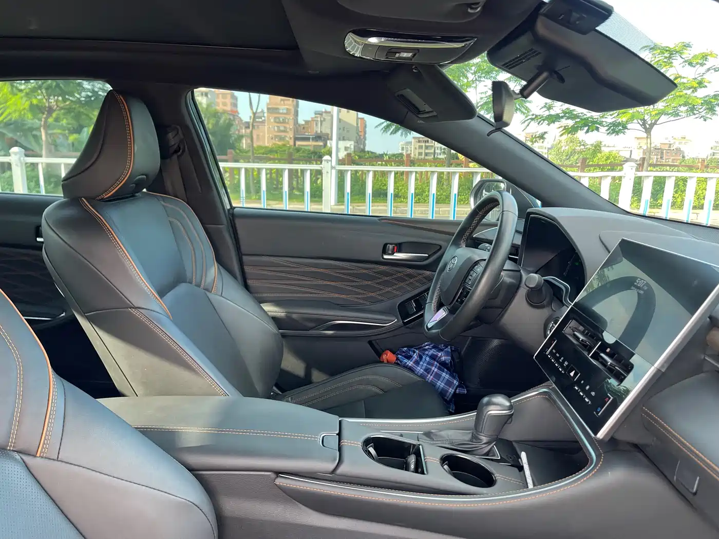 Toyota Avalon 2024 Model Hybrid 2.0L Premium Selection Edition фото 8