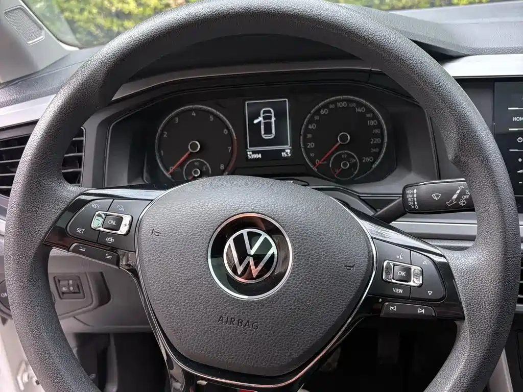 Volkswagen Polo 2022 2023 Plus 1.5L Automatic Panorama Enjoyment Edition
