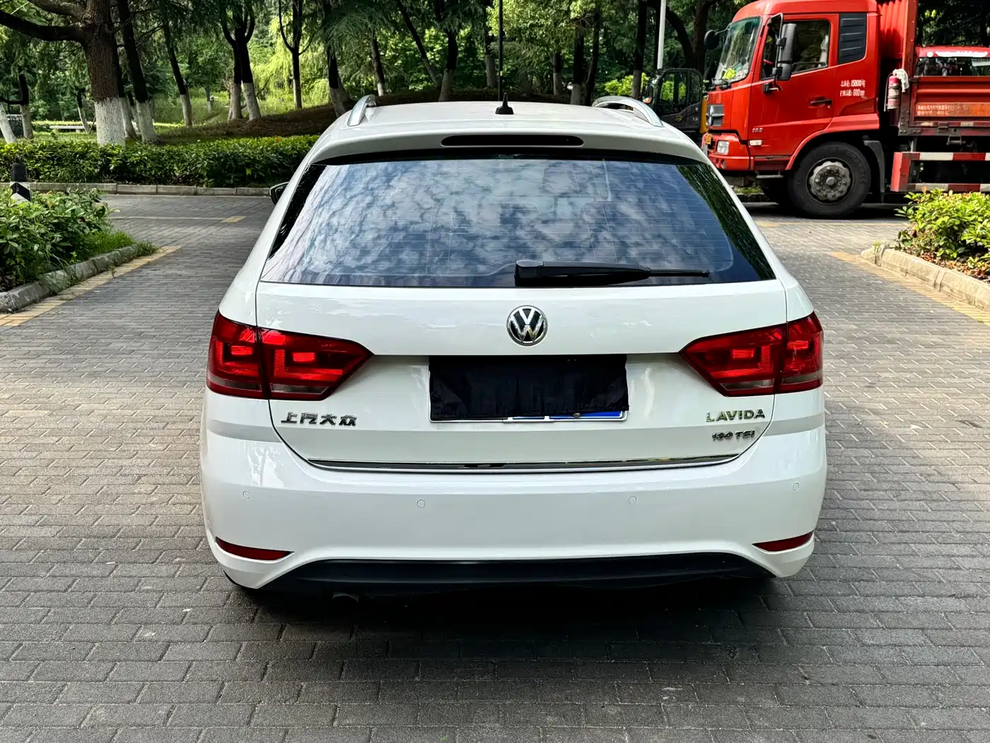 Volkswagen Lavida Tour 2018 2017 180TSI DSG Comfort Edition
