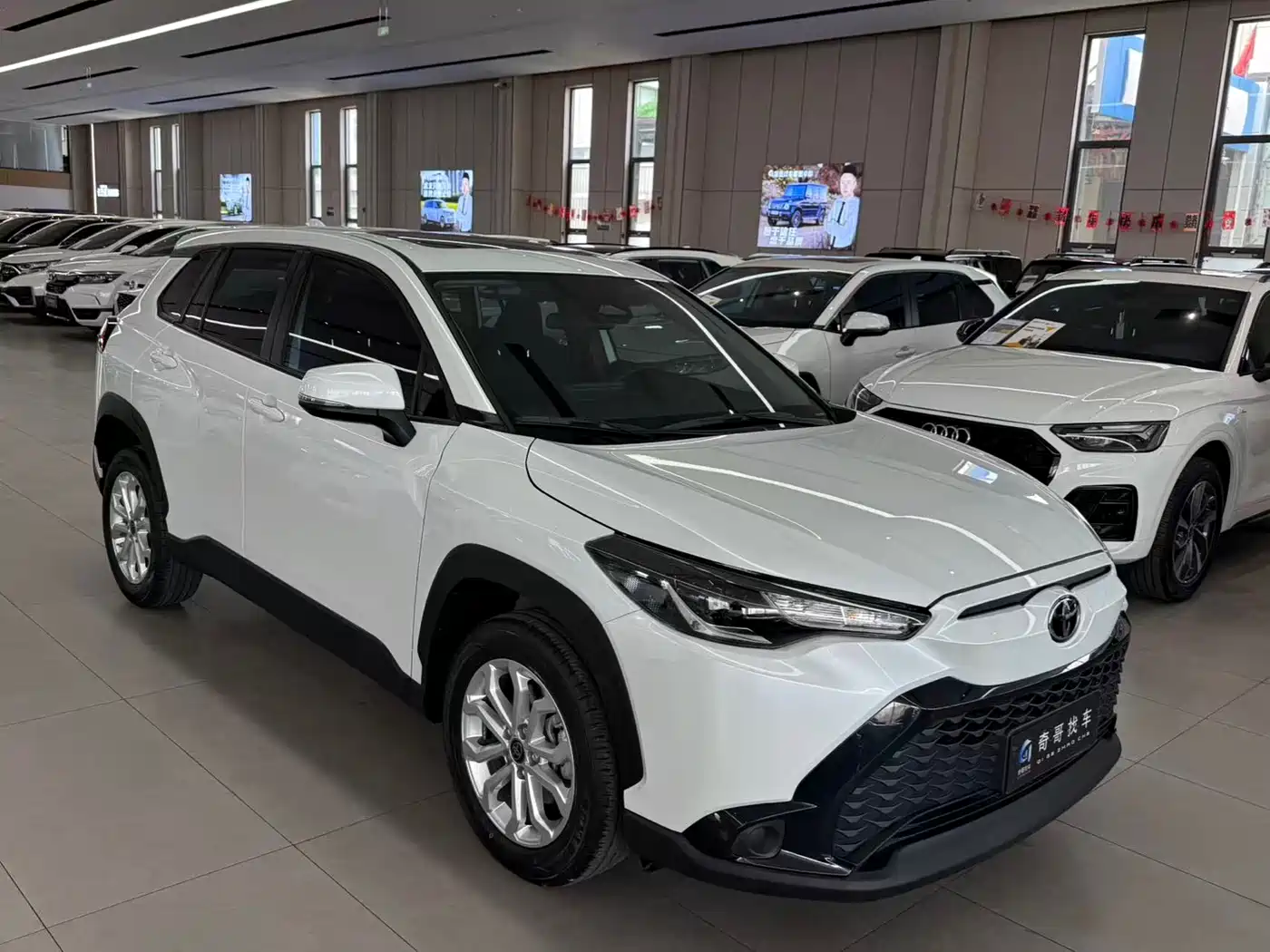 Toyota Frontlander 2023 2.0L CVT Leading Edition