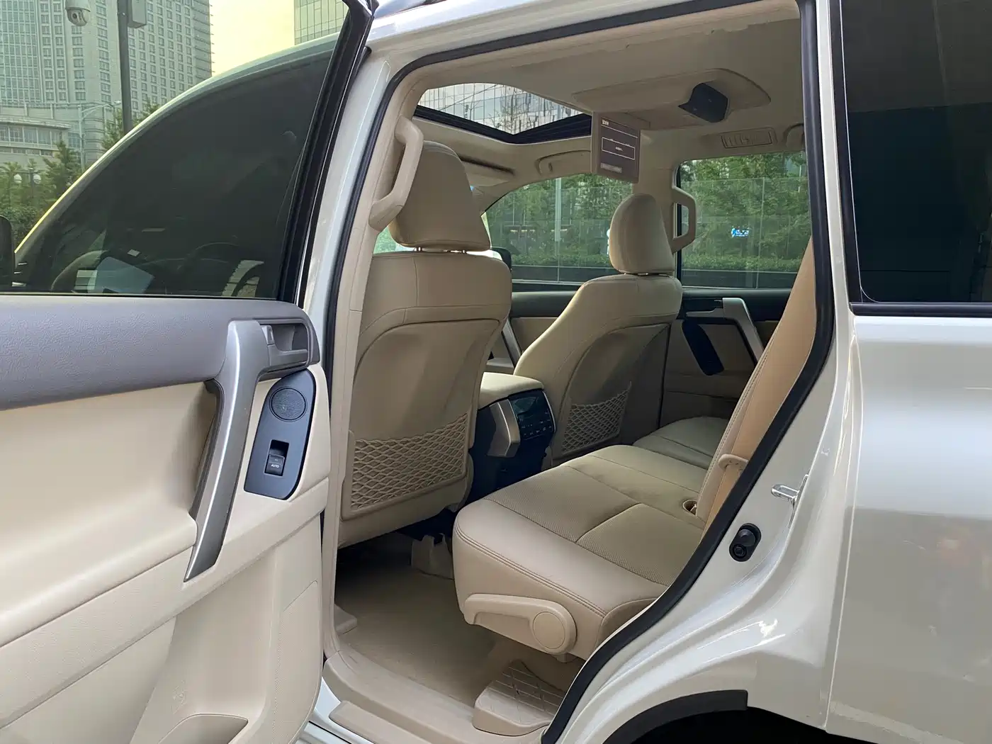 Toyota Prado 2018 3.5L Automatic TX-L NAVI Rear-mounted Spare Tire фото 10