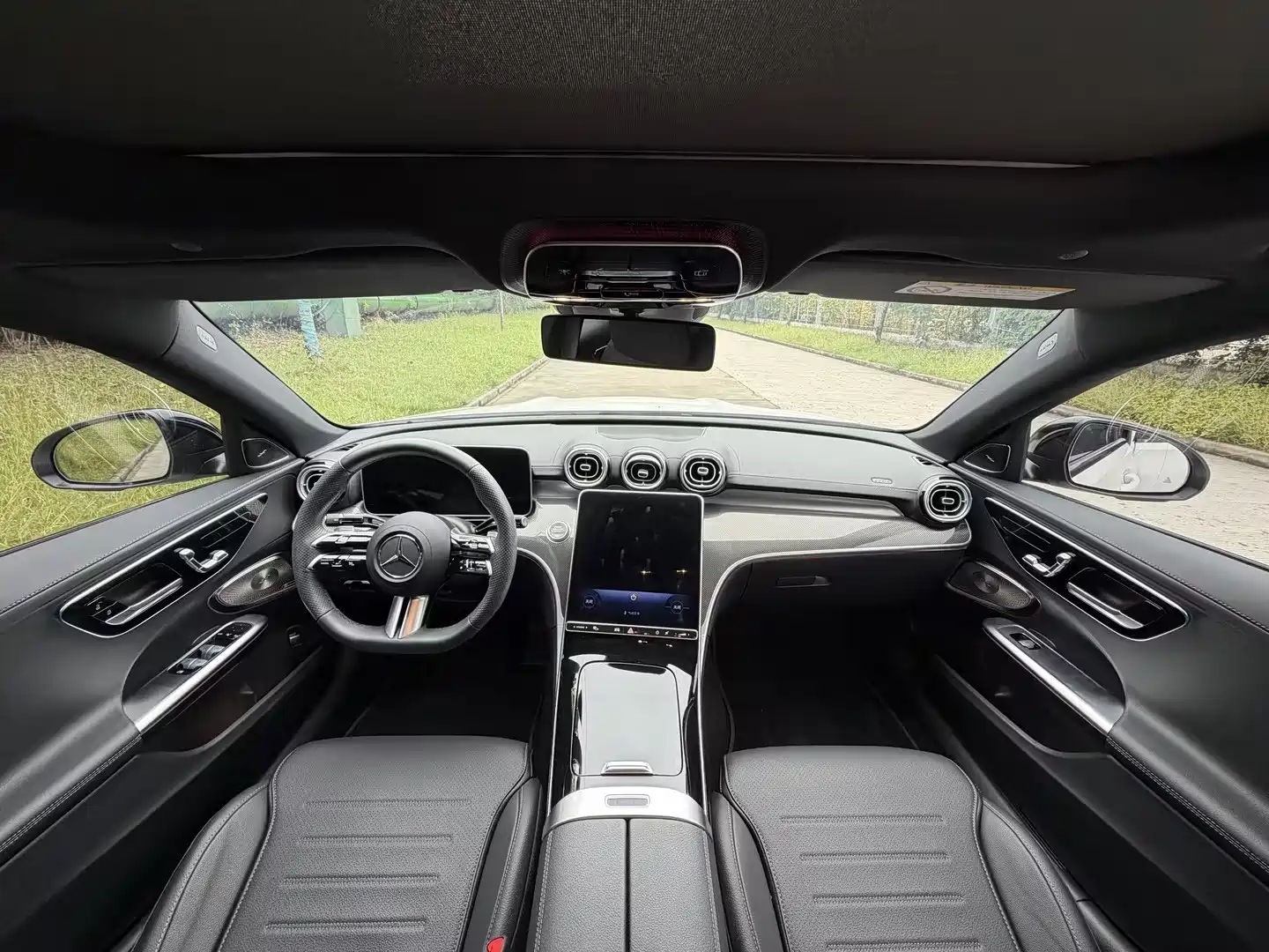 Фото 9 - Mercedes-Benz C-Class
