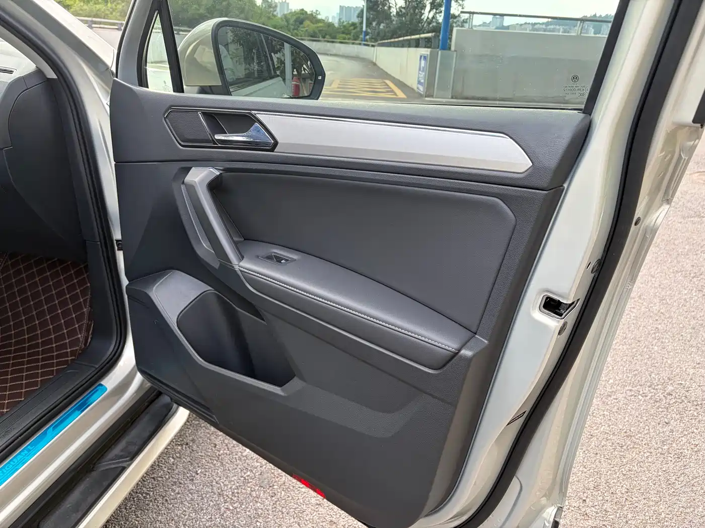 Volkswagen Tiguan L 2020 330TSI Auto 2WD Smart Luxury China VI фото 21