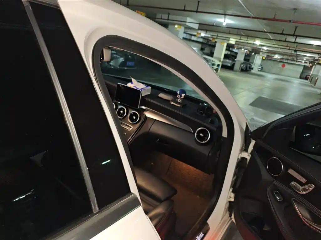 Mercedes-Benz C-Class 2015 C 200 L Sport фото 21
