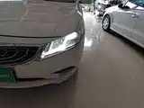 Фото 24 - Geely Borui
