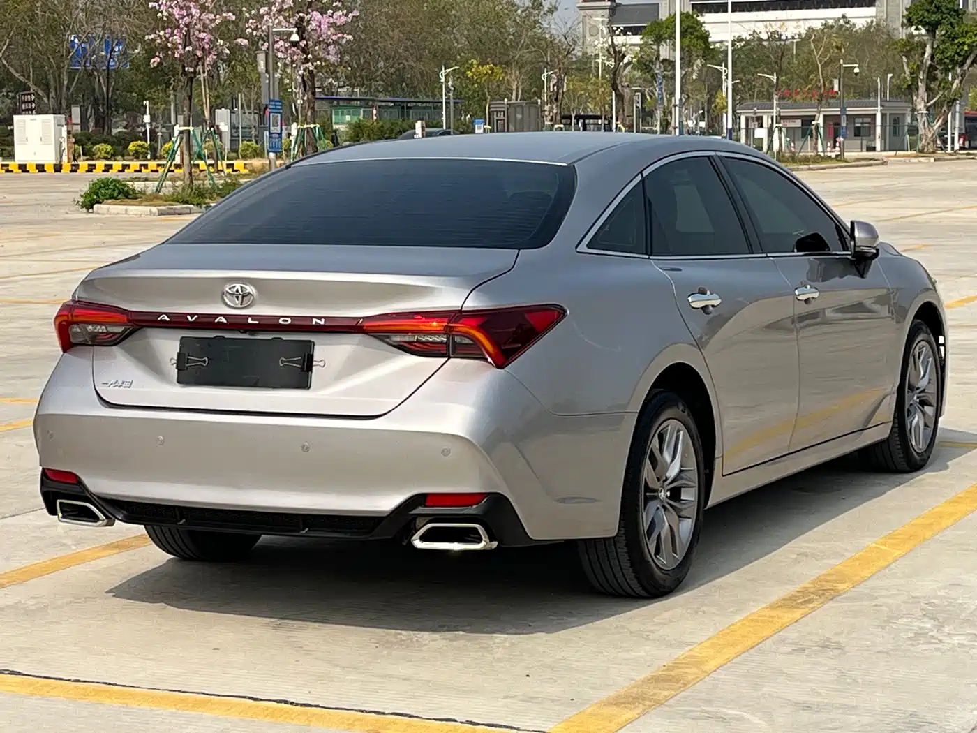 Toyota Avalon 2019 2.0L Luxury Edition (China VI) фото 42