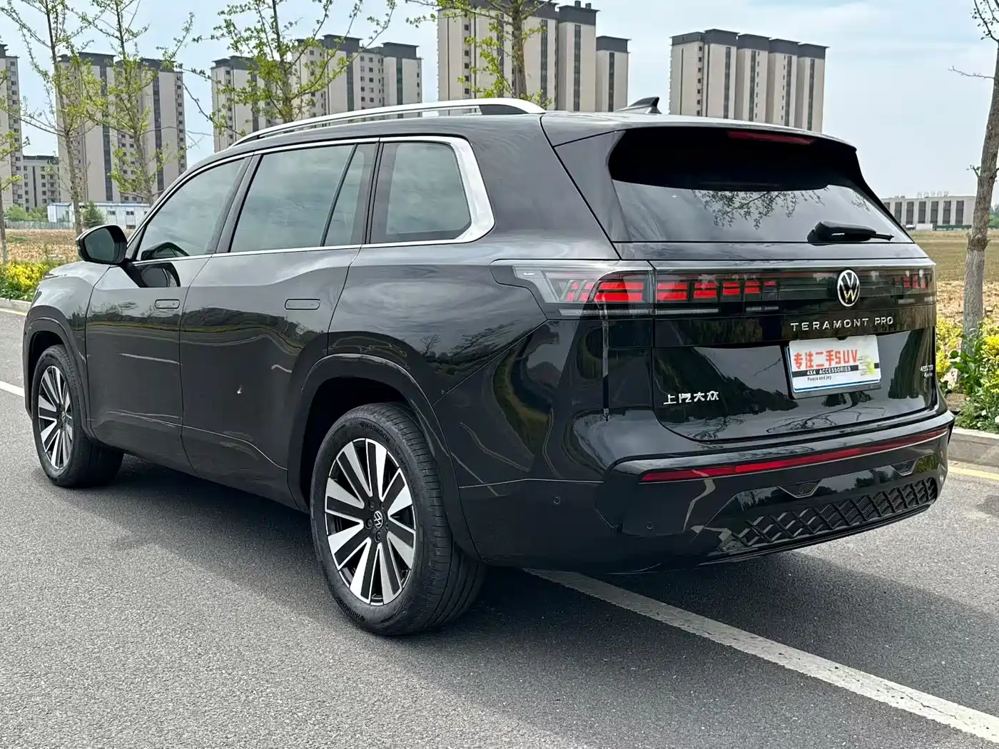 Volkswagen Teramont 2025 Model Teramont Pro 450TSI 4WD Cross Country Edition фото 7