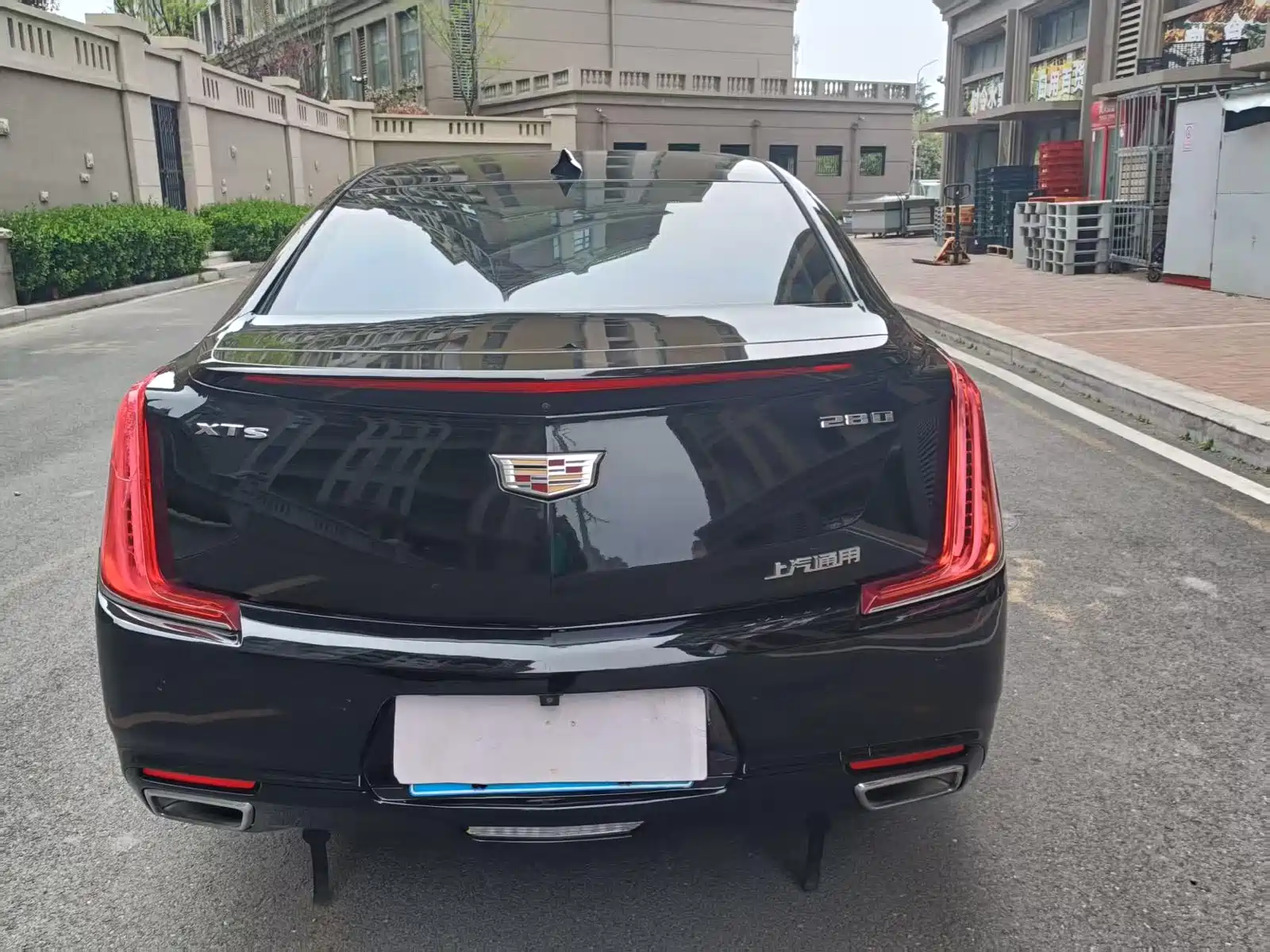صورة 11 - Cadillac XTS