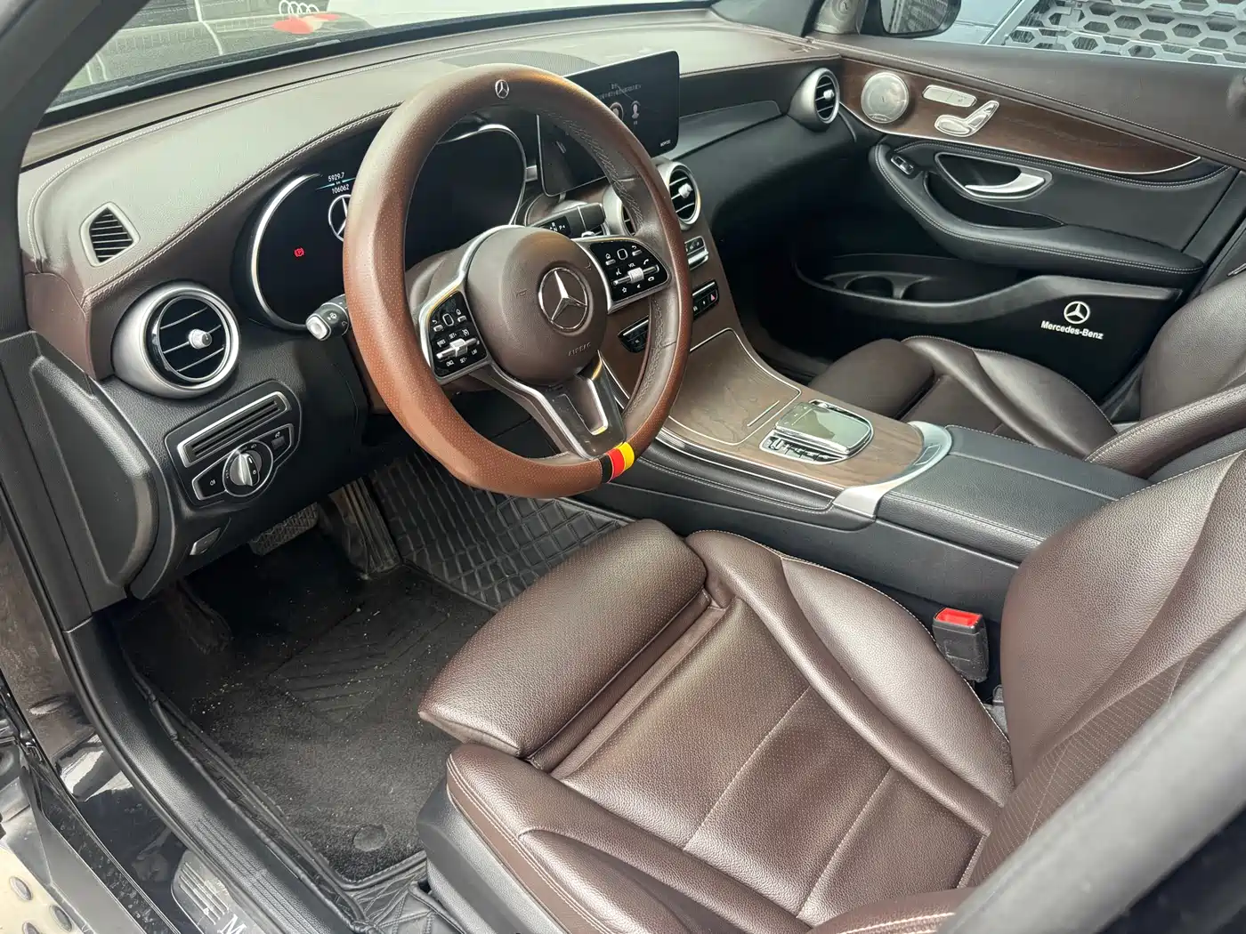 Mercedes-Benz GLC 2020 Facelift GLC 260 L 4MATIC Luxury фото 9