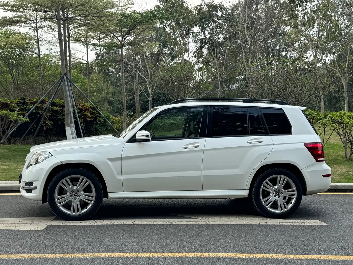 Mercedes-Benz GLK-Class 2013 GLK 300 4MATIC Dynamic фото 11